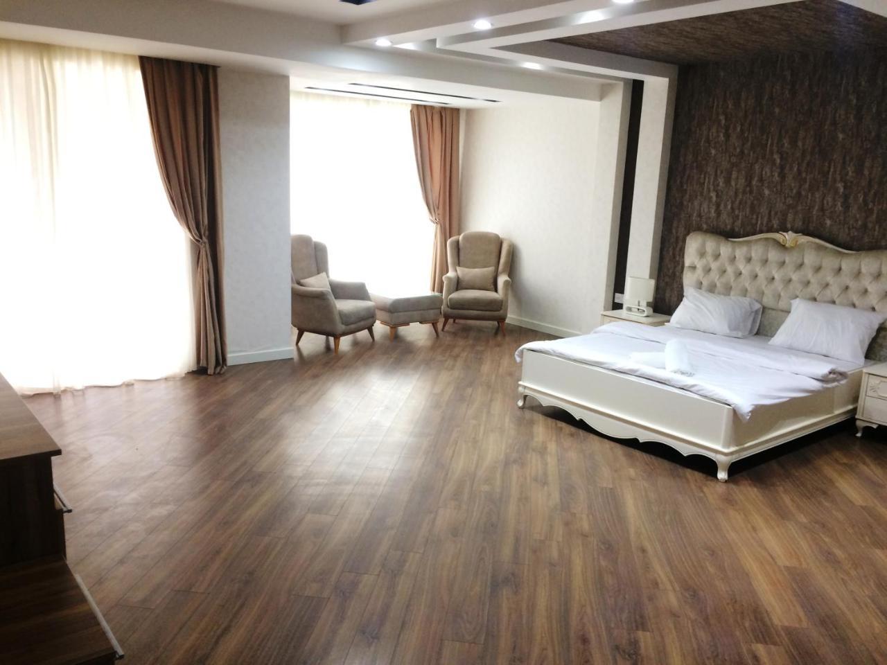Park Azure Apartment Deluxe 2 Bedroom Baku Exterior foto